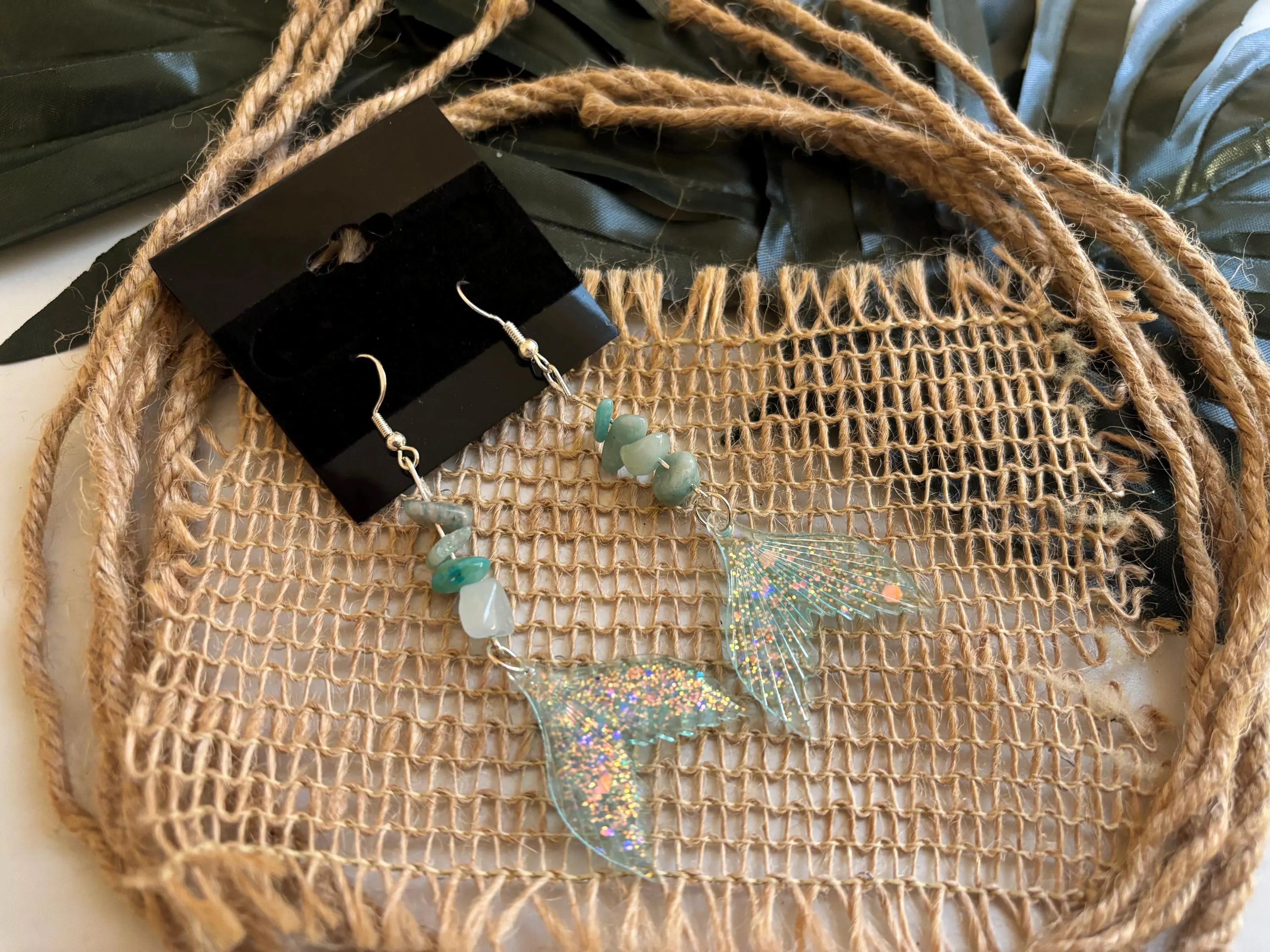 Pretty Mermaid Fin Tail Dangle earrings!